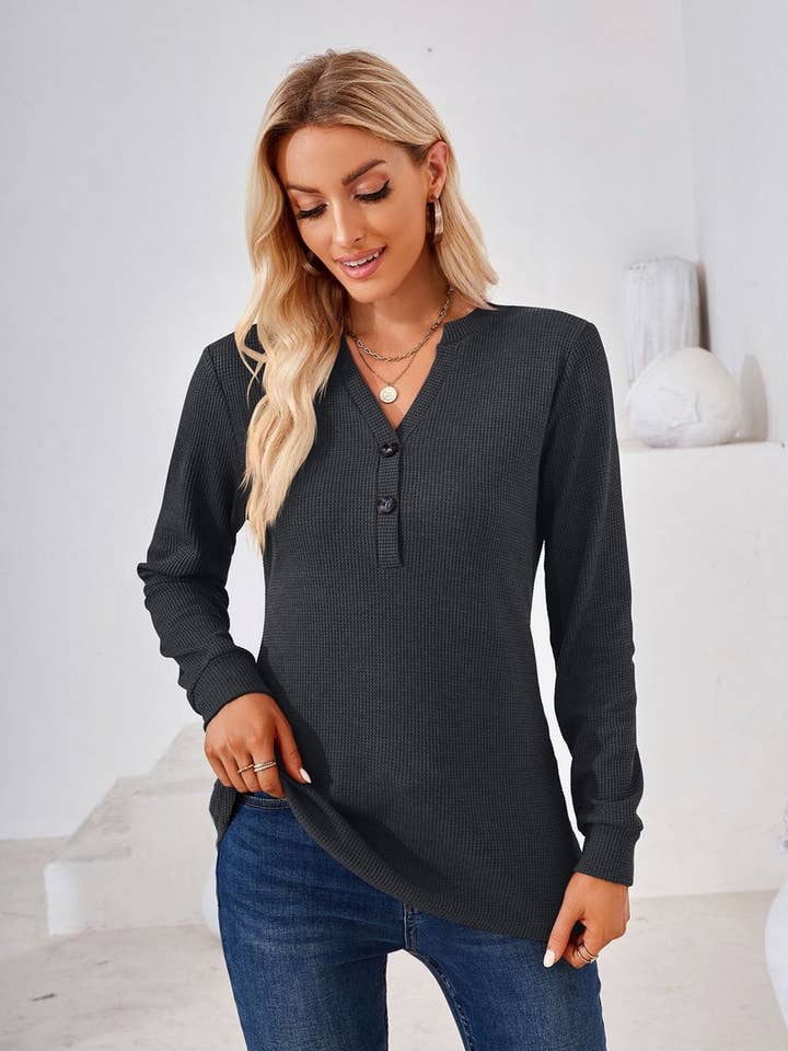 NINEXIS - Wholesale Blouse - Women's - CWTBLL01312_V NECK BUTTON SOLID LONG SLEEVE LOOSE TEE10
