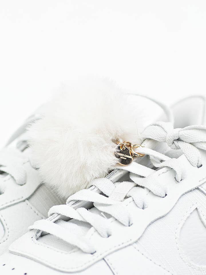 Cheeky Chain - Wholesale Shoe Jewelry - Women's - POM Charm Sneaker2