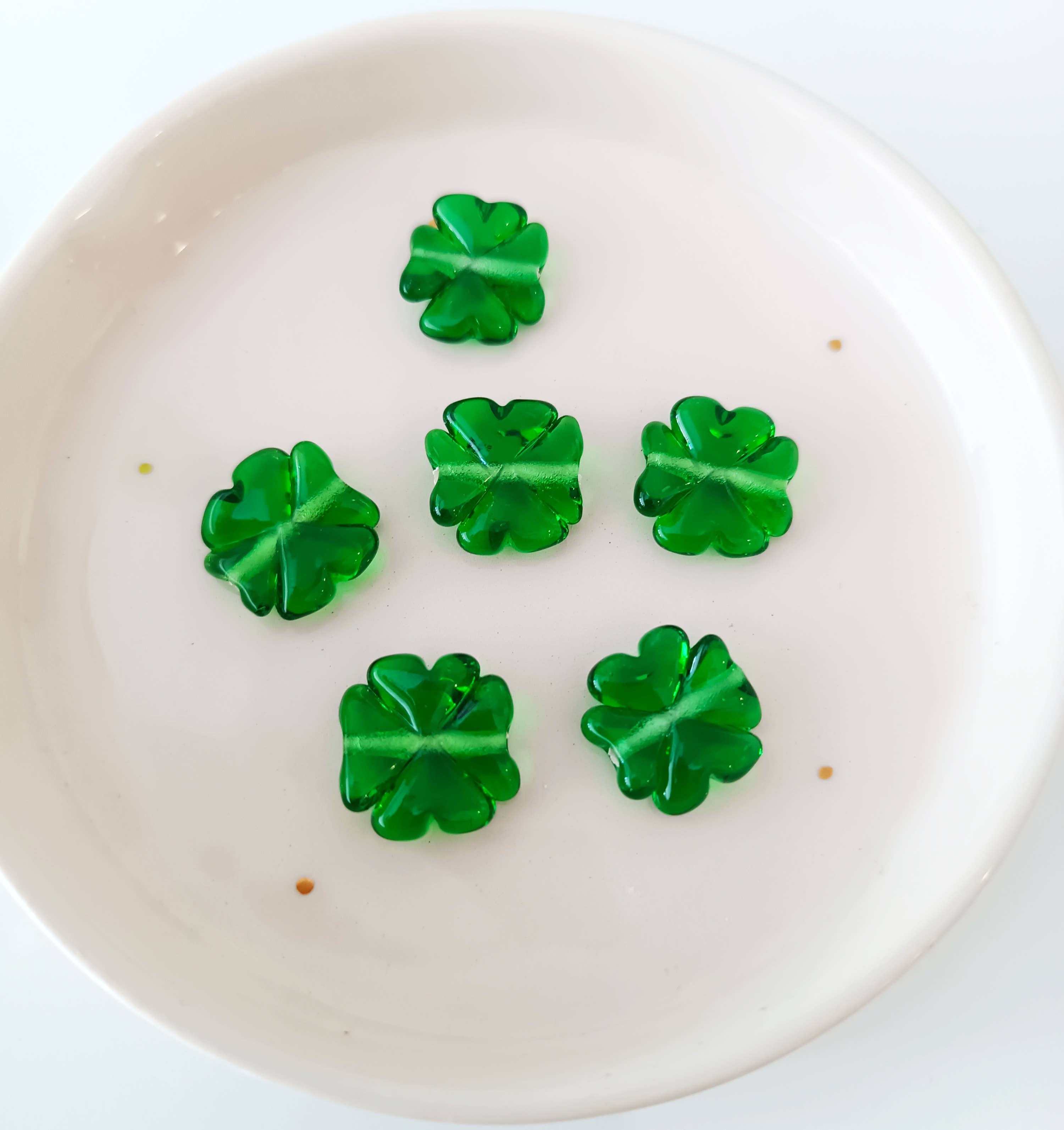 Adamodart – wholesale Beads – Murano Glass Clover Spacer Bead, Lampwork floral leaf charm1