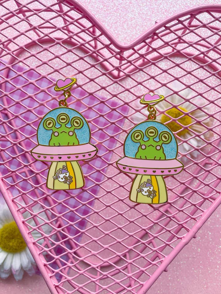 Boucles d'oreilles Alien Gunther pour la vente par Basura Gang