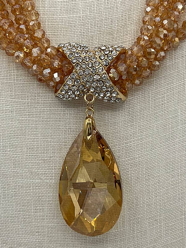 Set de collar con colgante en forma de lágrima con múltiples cuentas de vidrio para venta al por mayor de Andrea Bijoux