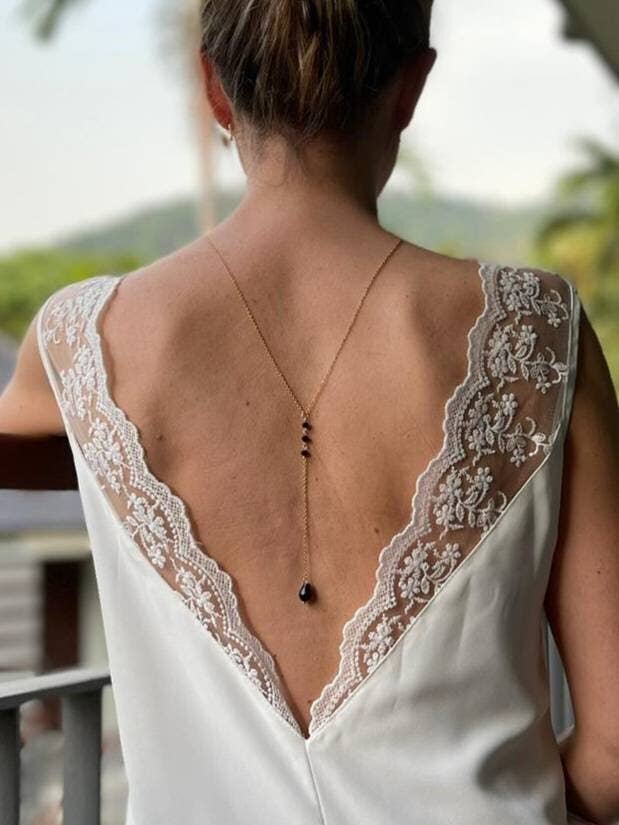 L'atelier du 6 - Wholesale Choker/Collar - Black Pearl Back Necklace - Evening Back Necklace1