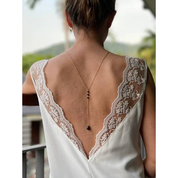 L'atelier du 6 - Wholesale Choker/Collar - Black Pearl Back Necklace - Evening Back Necklace1