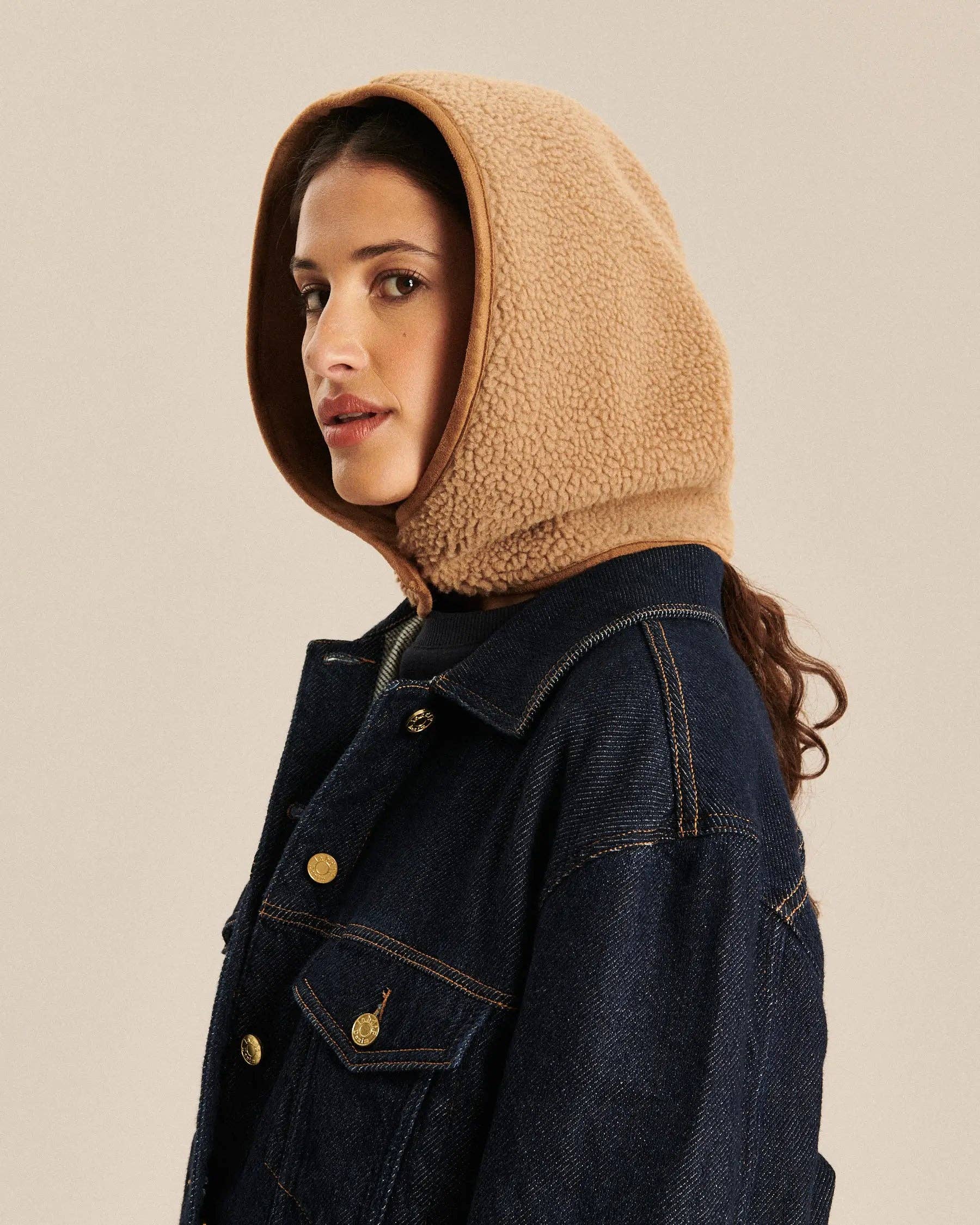 LABDIP - Wholesale Scarf - Women's - ADLER SHERPA MACCHIATO - HOOD FAUX FUR CARAMEL1