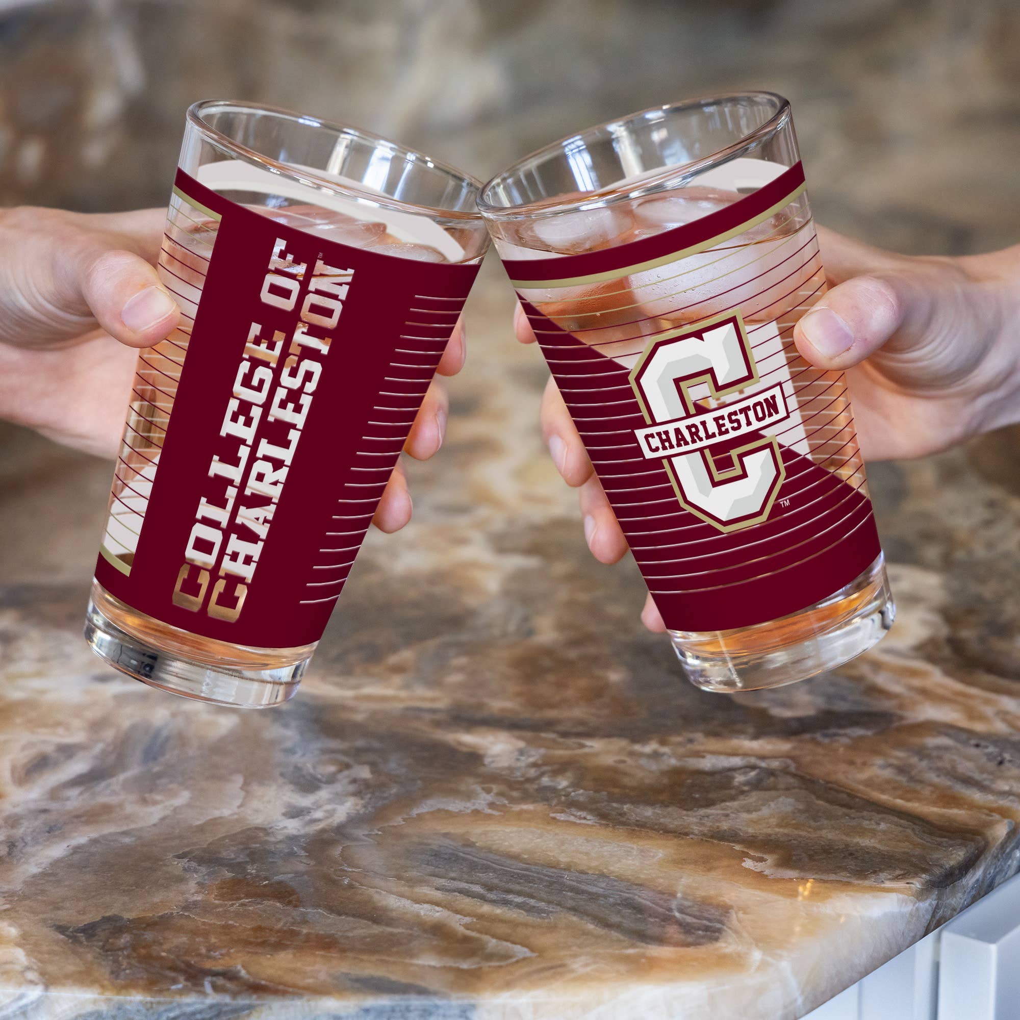Rico Industries - Vente Verre/chope à bière - Verre à pinte de 16 oz NCAA Charleston Cougars3