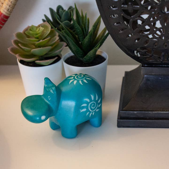 Global Crafts - Wholesale Decorative Figurine - 4" Large Soapstone Hippos