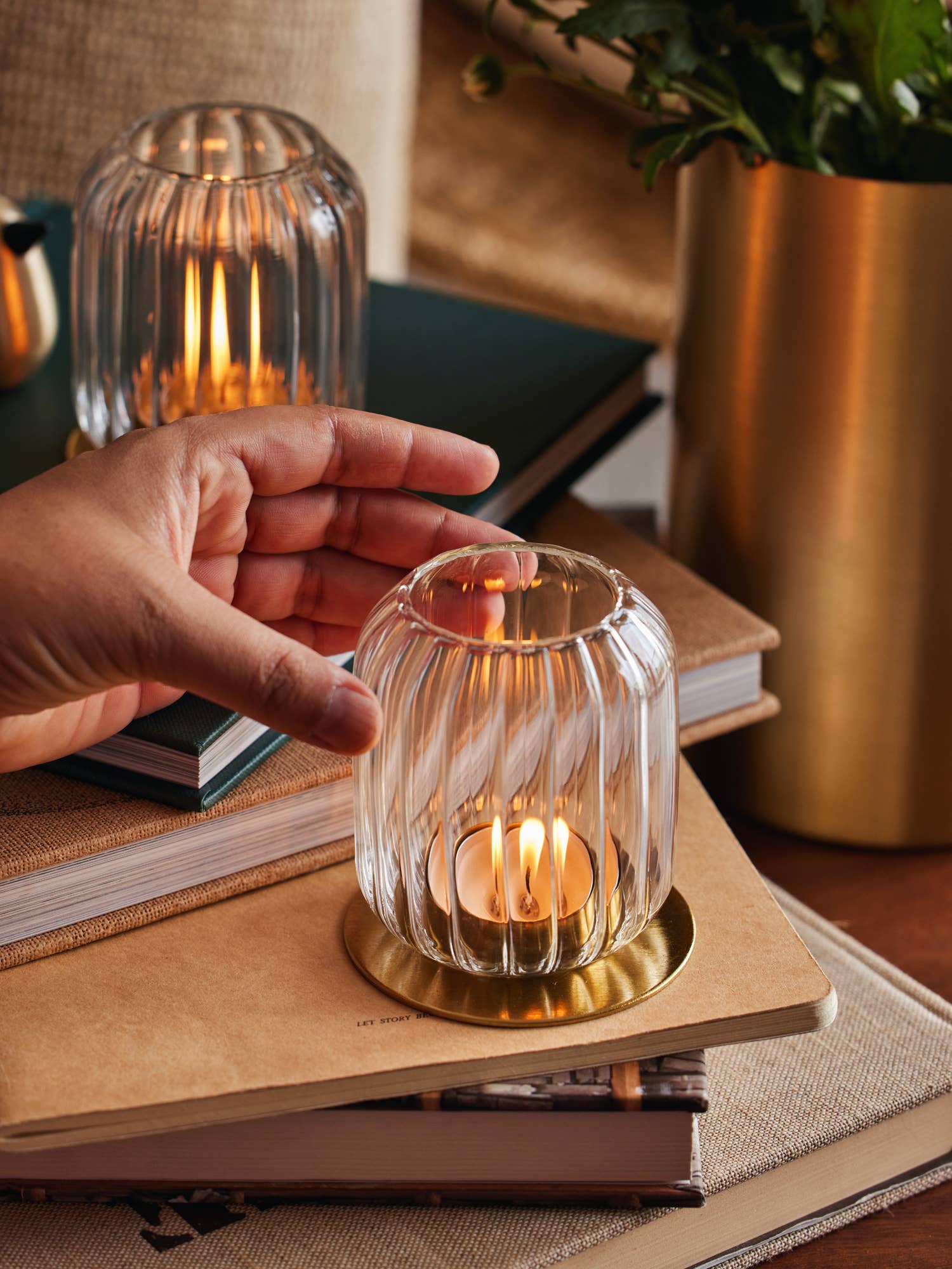 Fleck - Wholesale Lantern - Kira Glass Lantern4