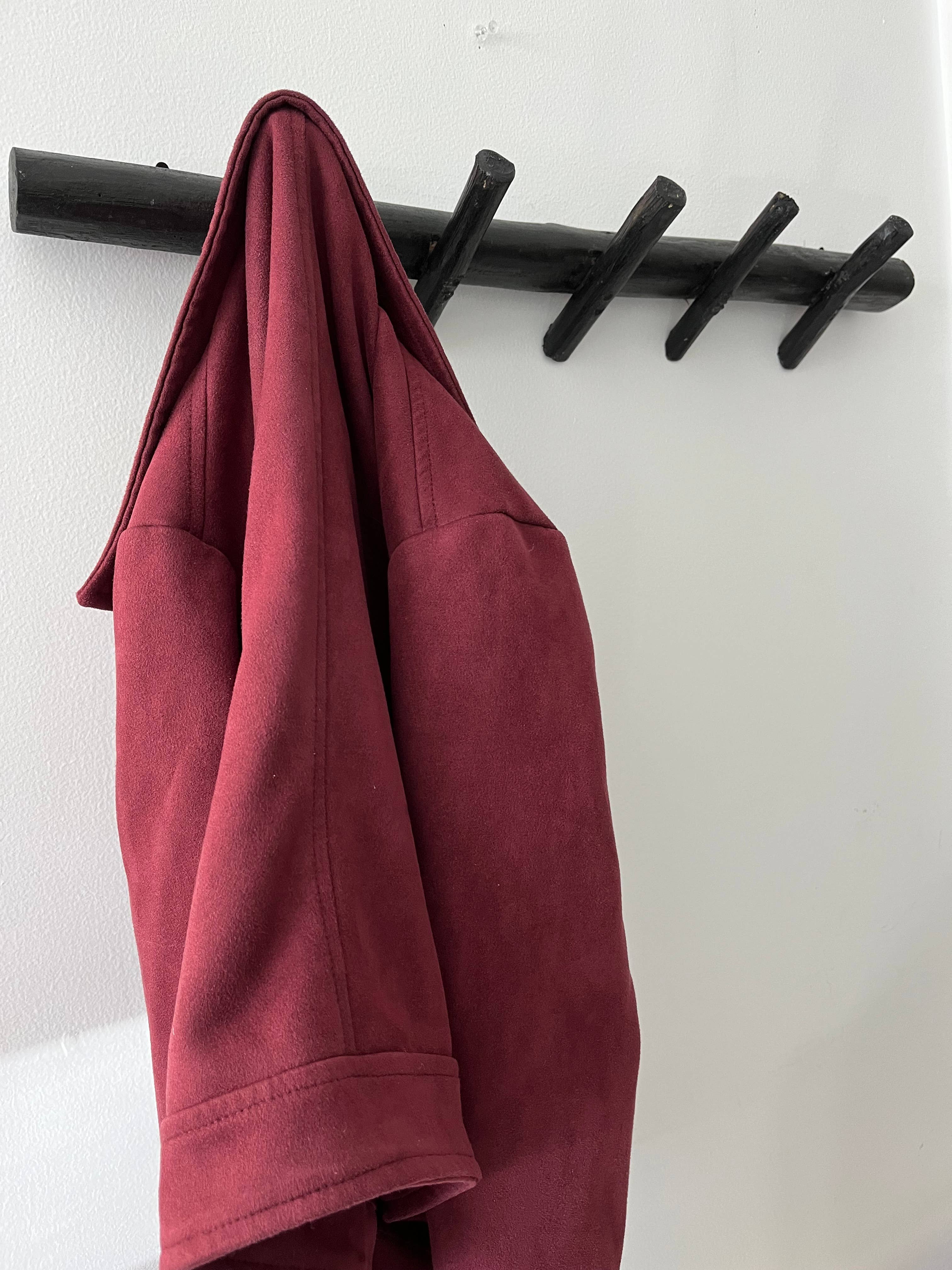 5 Hook Black Hanger for wholesale on Faire1