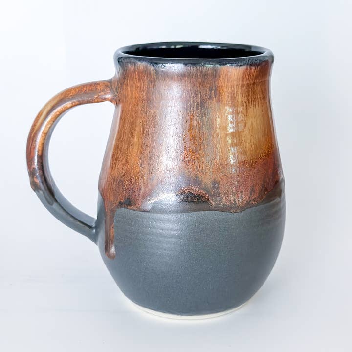Mug en grès brun - Émail cuivré - Céramique de poterie pour la vente par Van Isle Clayworks