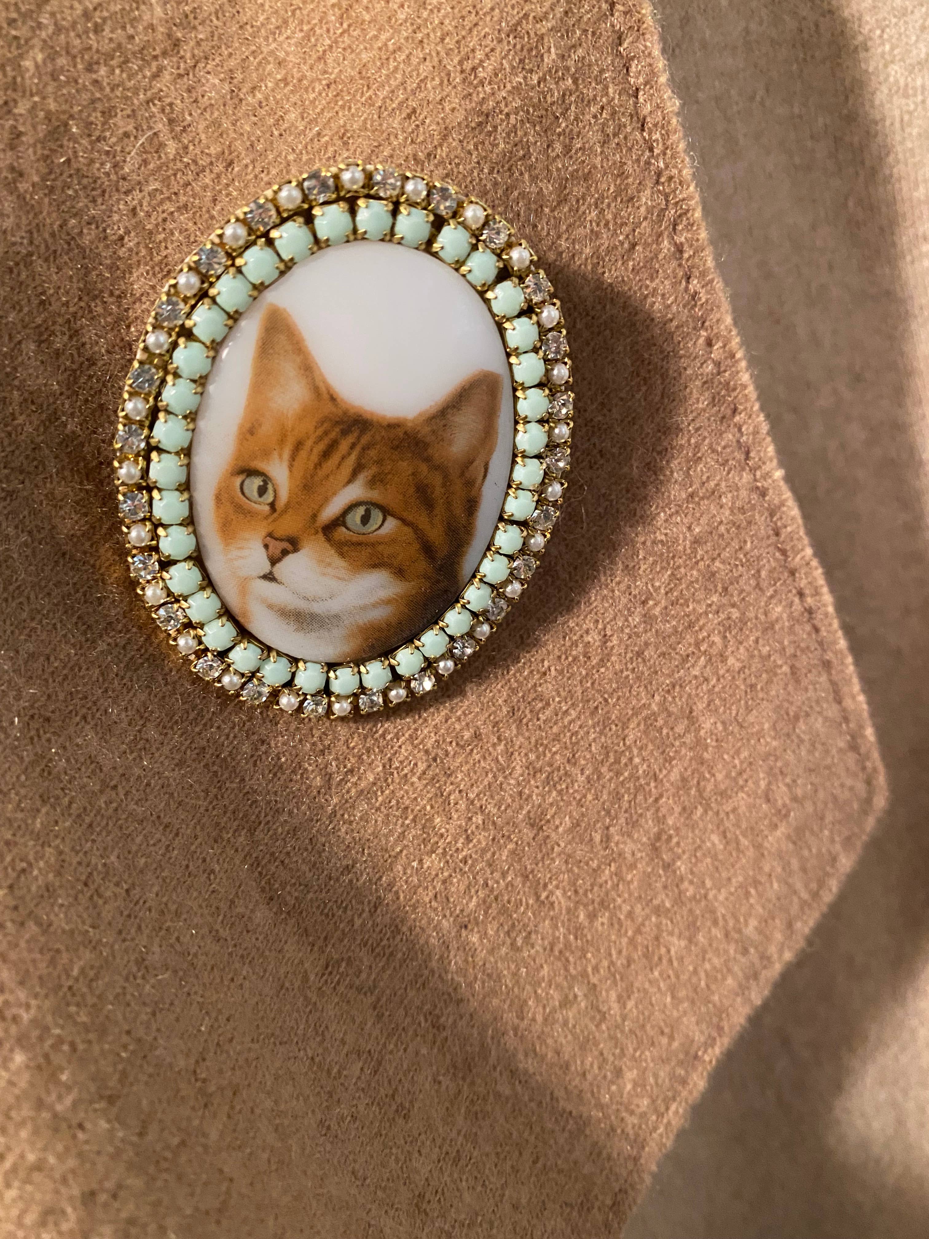 Tezeè – Großhandel Broschen – Hund- und Katzen-Brosche mit Strasssteinen6