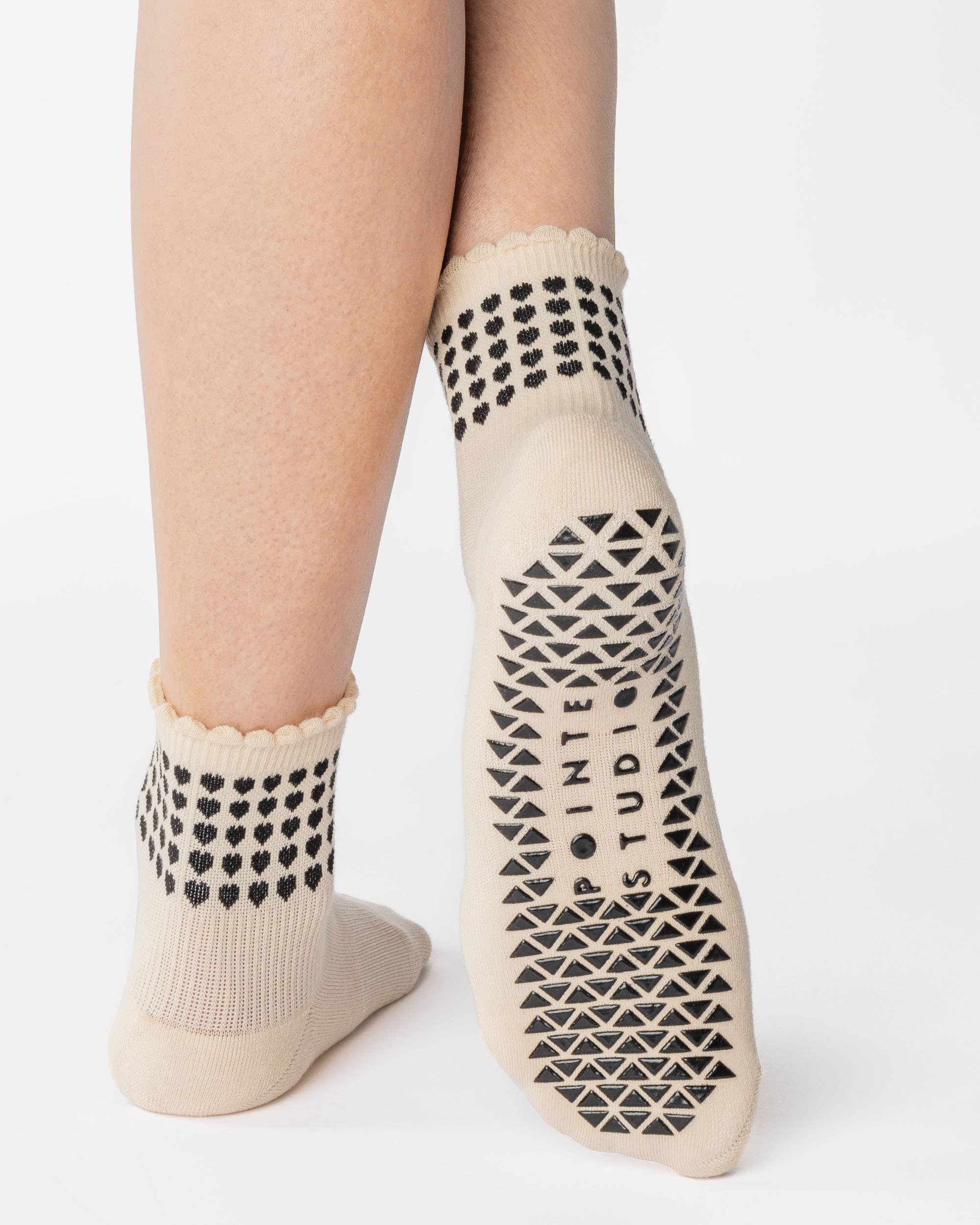 Pointe Studio - Vente Chaussettes – femme - Chaussettes Femme Sweetheart avec Grip à la Cheville – Mélange de Coton Antidérapant pour Pilates et Barre3