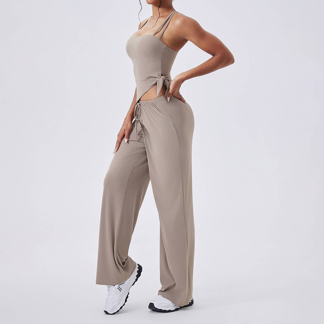 Sodalemon – wholesale Activewear set – Women′s – Square-Neck Yoga Set:Sports Bra+Wide-Leg Pants3