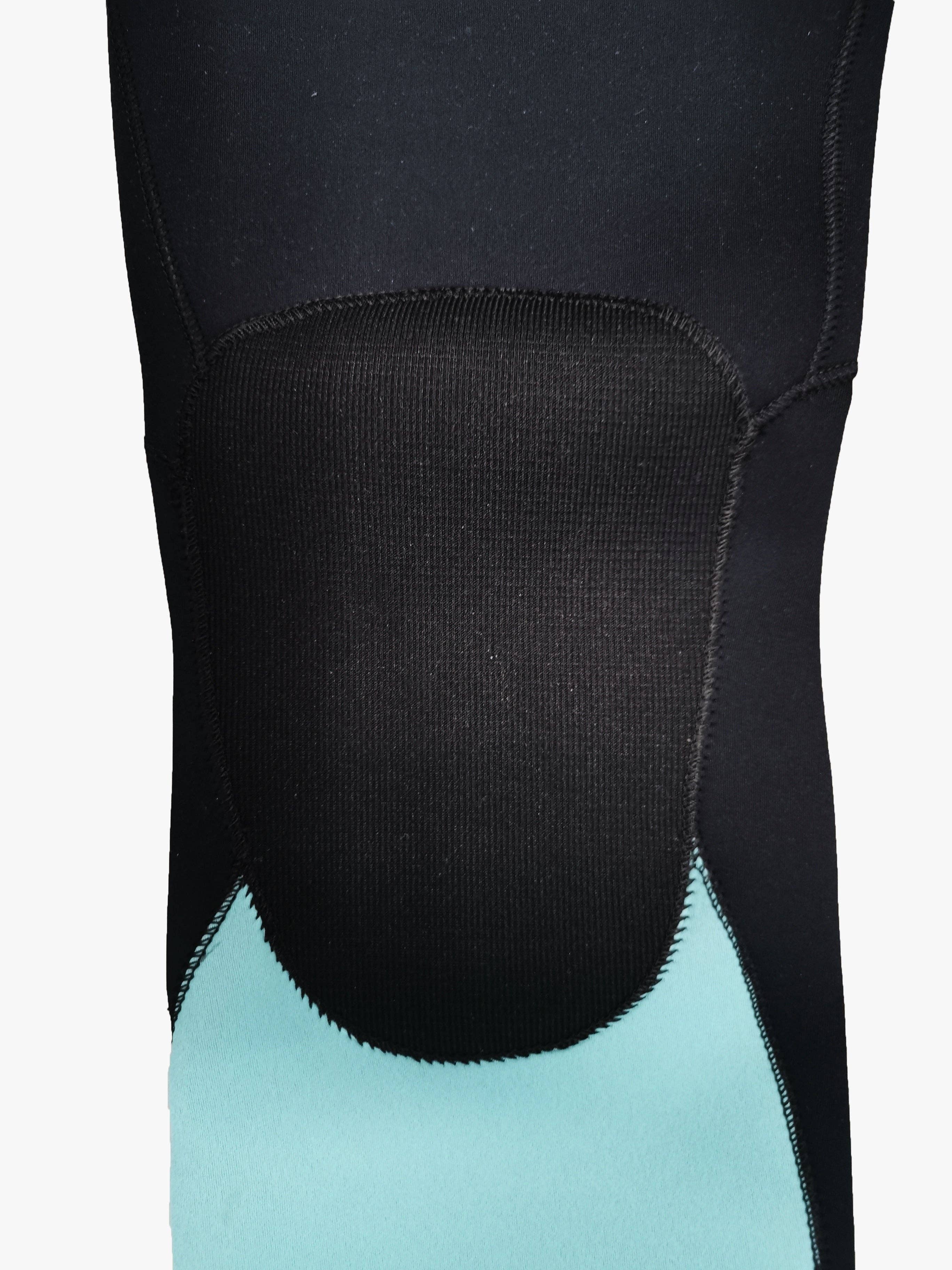 BLACK BLUE PHANTOM PRO 3.2 WETSUIT for wholesale on Faire4