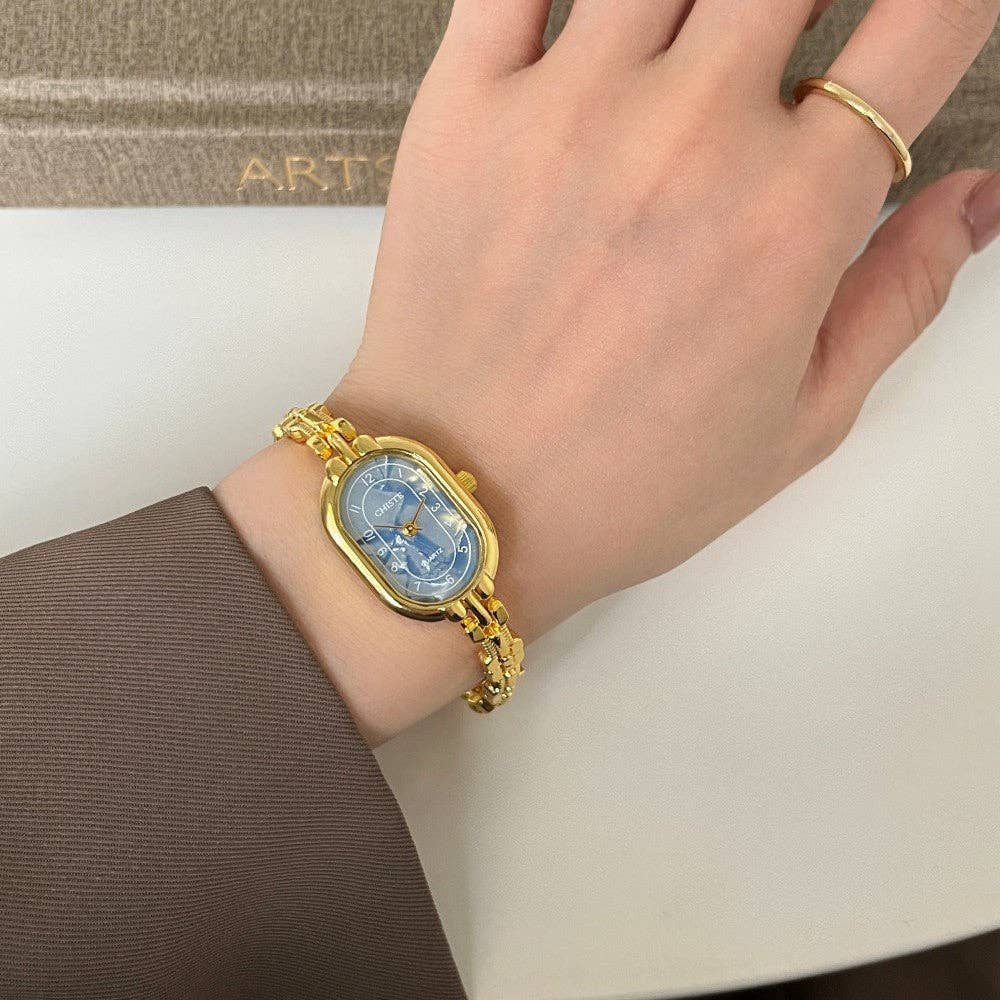 Dipped Shop - Wholesale Wrist Watch - Women's - Vintage Gold Oval Bracelet Quartz Watch DP25F7362