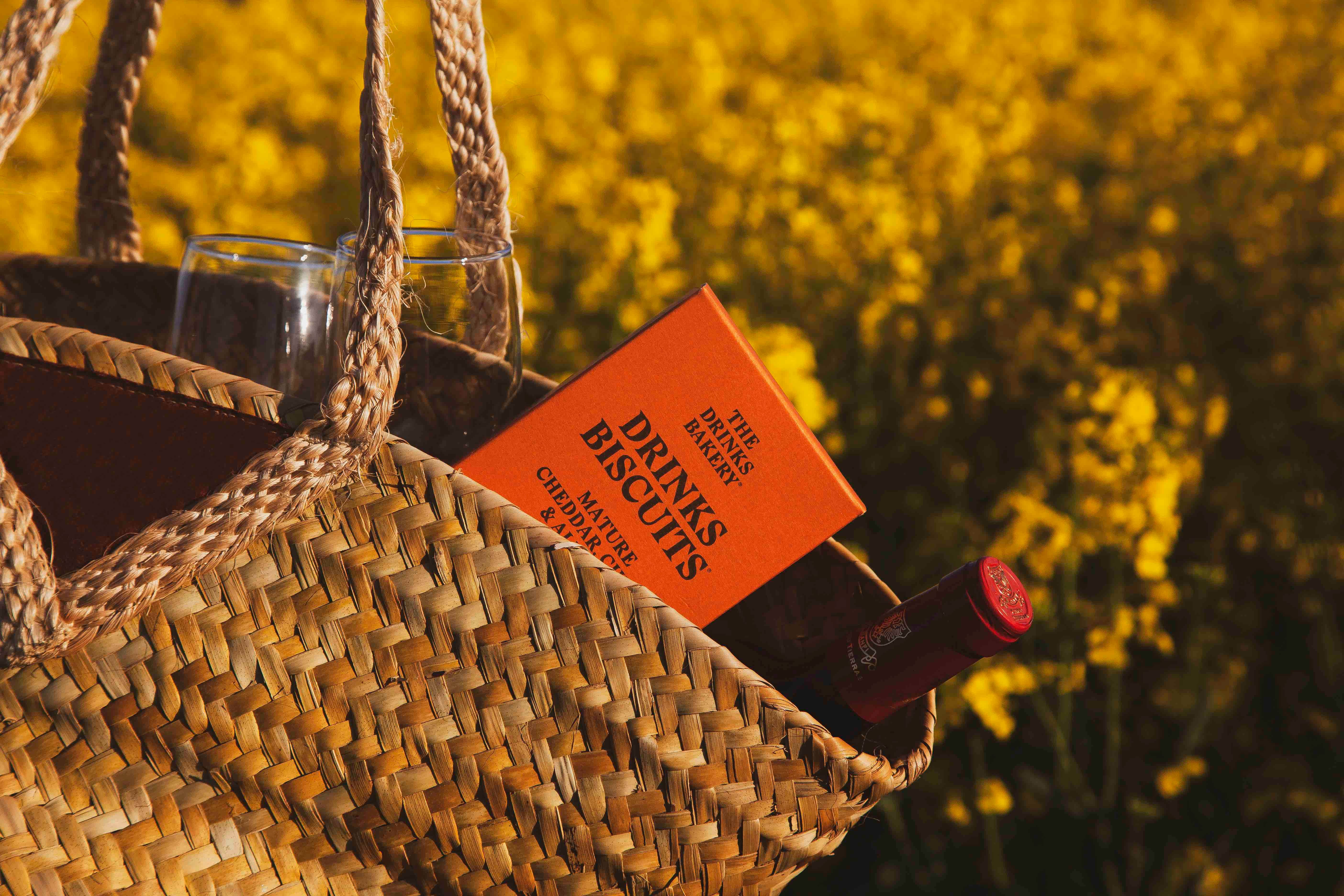 The Drinks Bakery – wholesale Biscuit – Drinks Biscuits - Mature Cheddar & Smoked Chilli 110g2