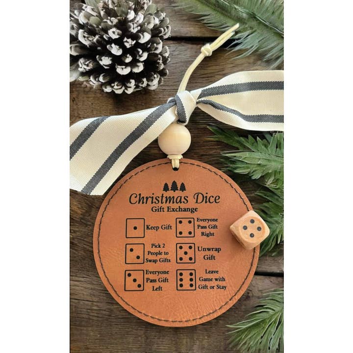 Decorazione natalizia in pelle con scambio di dadi per la vendita all'ingrosso da parte di Ebony's Tees's and Crafts