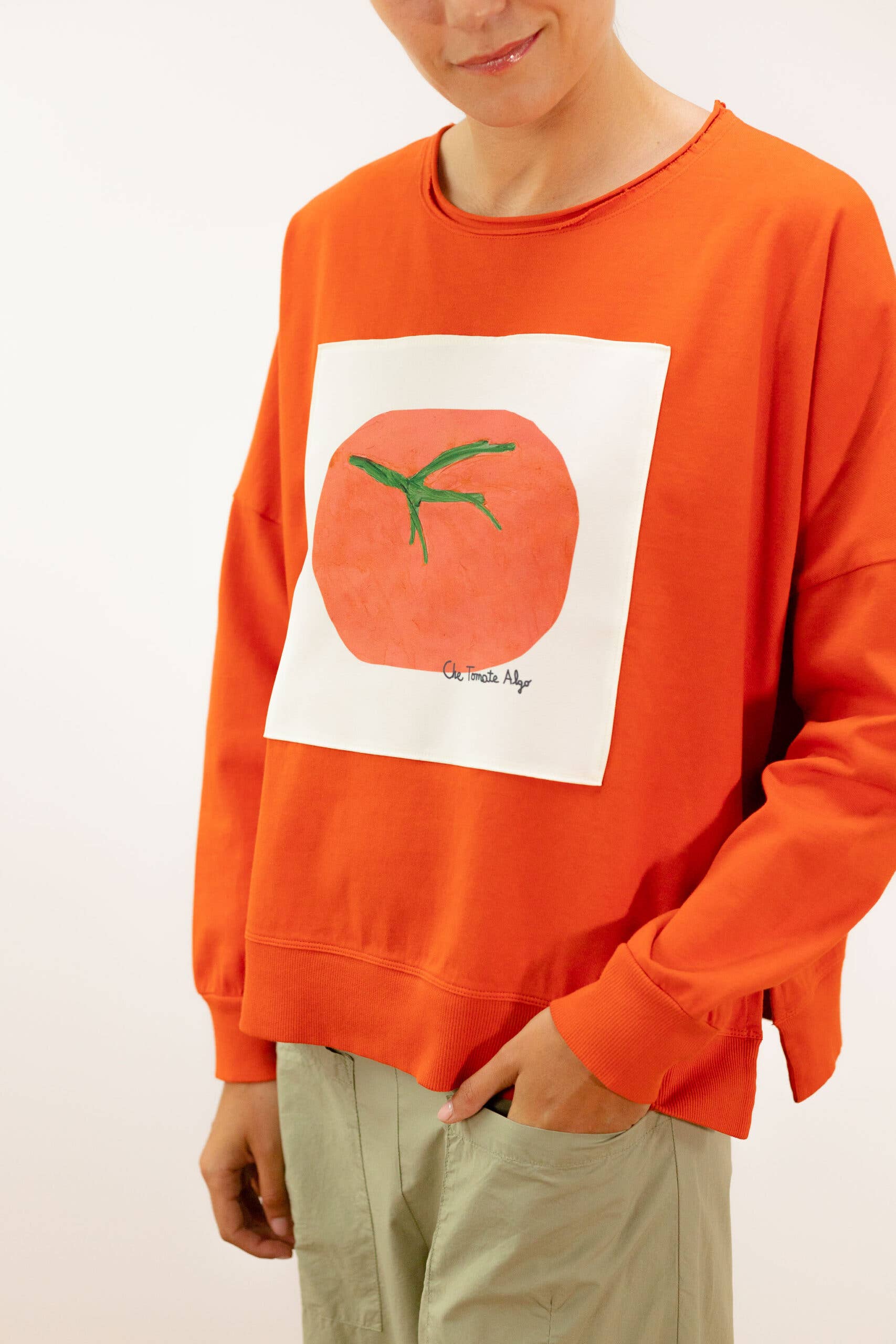PAN Producto Básico - Wholesale Sweatshirt - Women's - Tomato Sweatshirt2