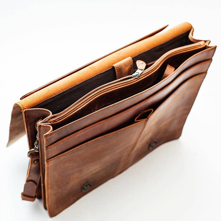 Hides - Wholesale Briefcase - Unisex - Thomas Leather Briefcase