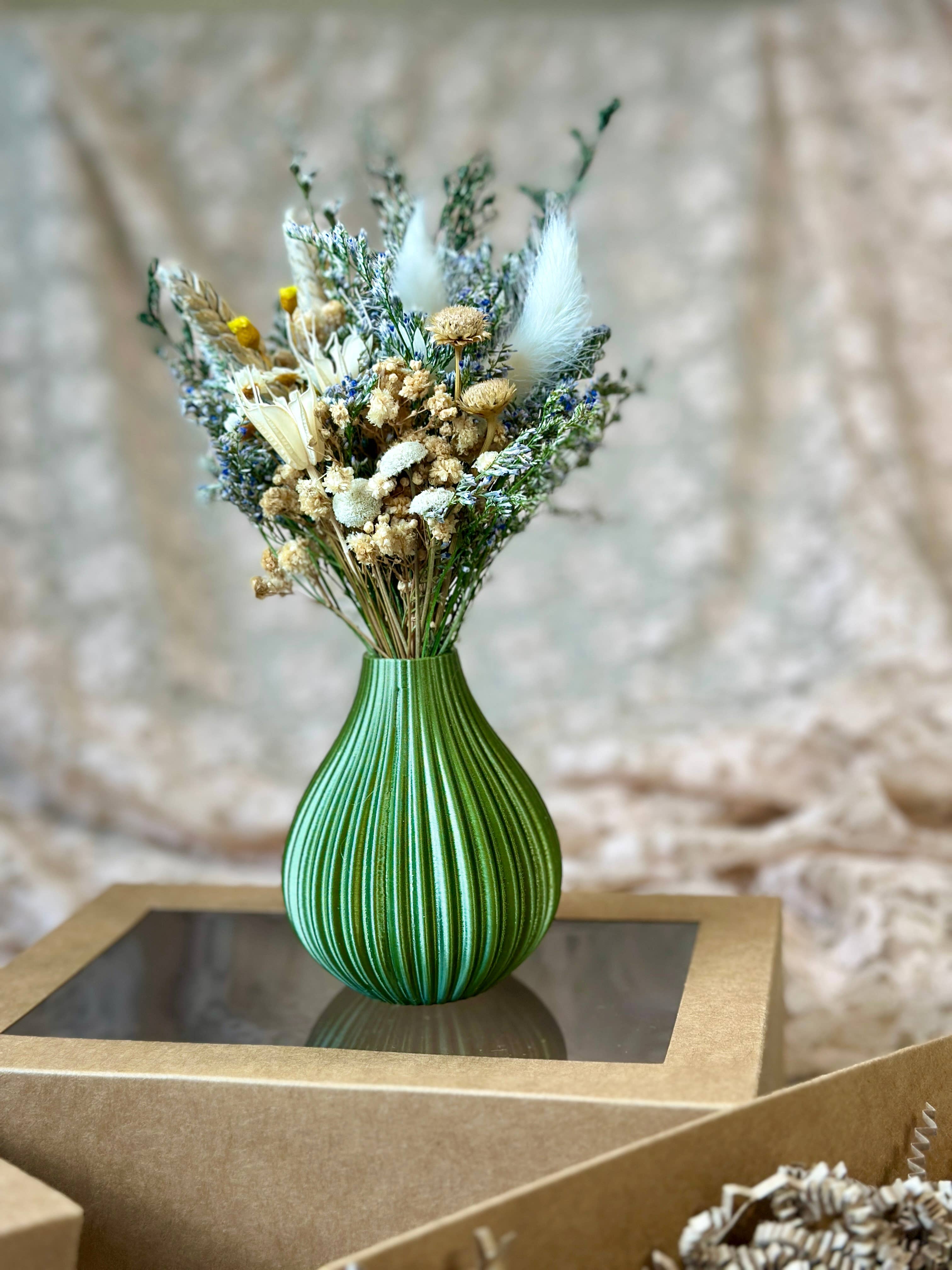 The Gardeners Wife - Wholesale Vase -  Bouquet in a Box — Dried Floral Bouquet + Vase Gift Set 2