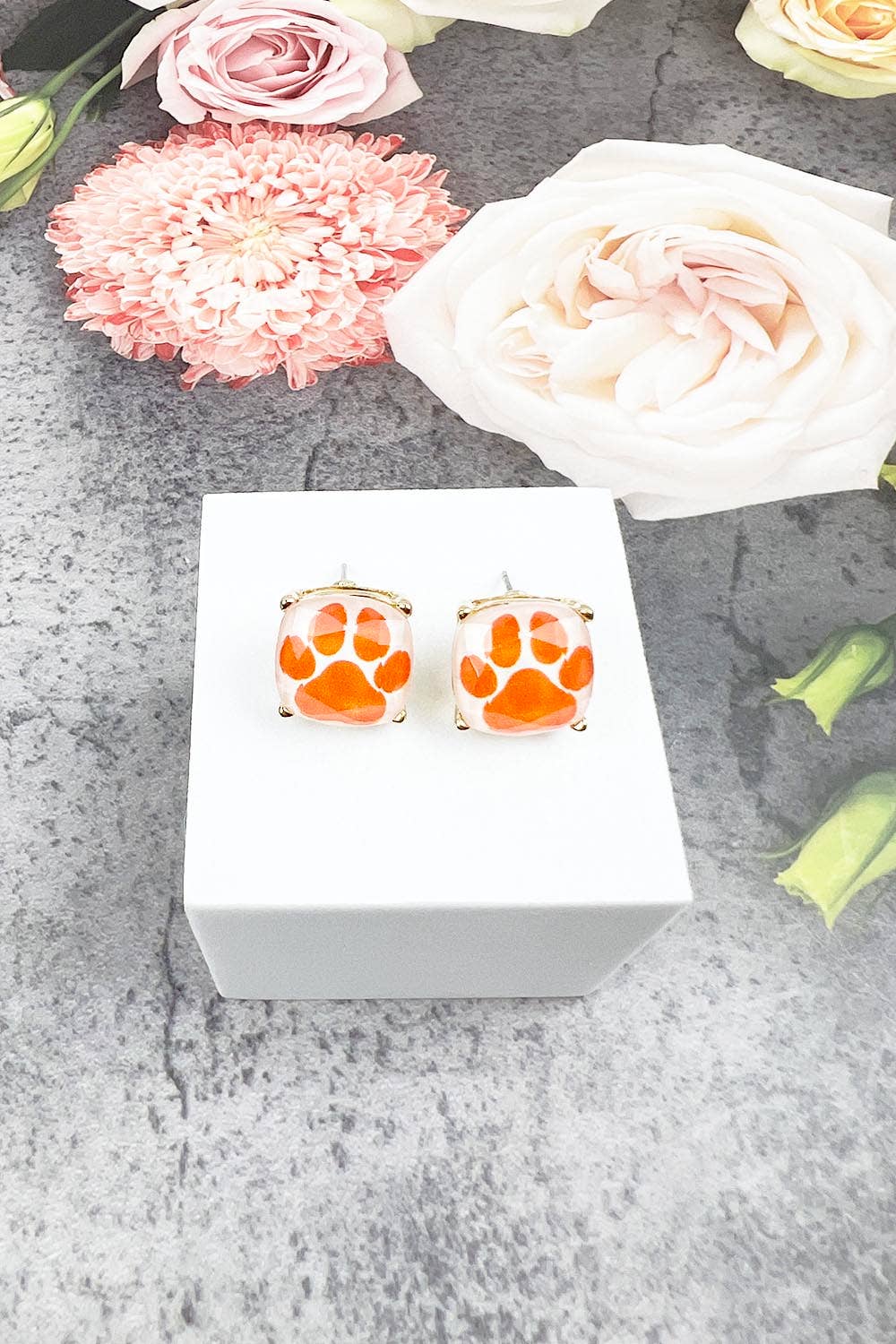 JHP Collection - Wholesale Stud/Post Earrings - DOG PAW PRINT CUSHION CUT EPOXY STUD EARRING31
