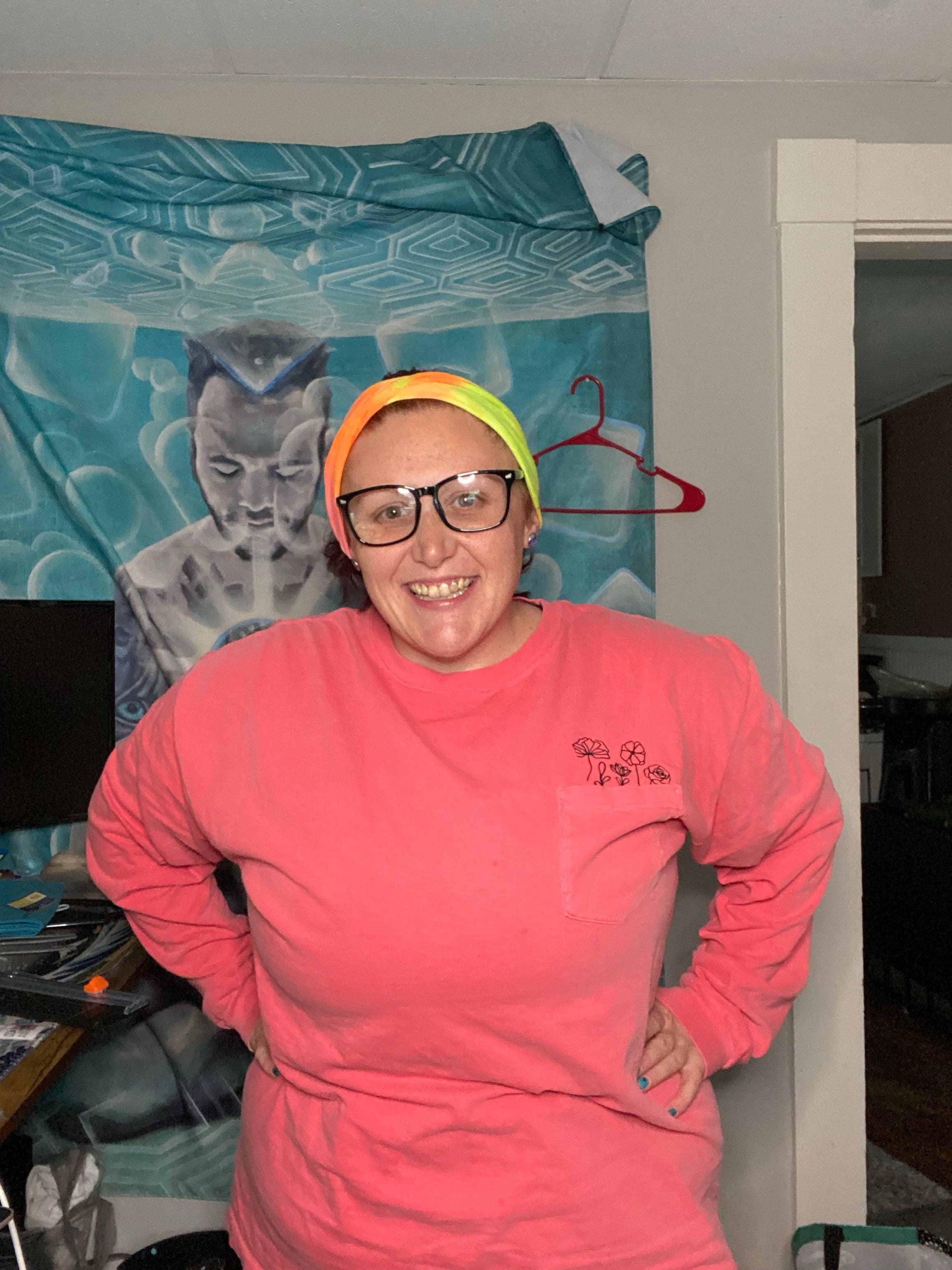 Merlscreations LLC - Venta al por mayor Camiseta serigrafiada - Mujer - Está bien no estar bien flor manga larga3