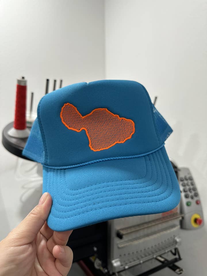 Casquettes Trucker en Mousse Brodées Prêtes à l'Emploi Maui pour la vente par HI Family