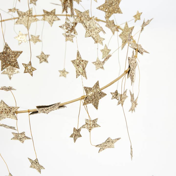 Meri Meri – wholesale Chandelier/hanging light – Gold Sparkle Star Chandelier3
