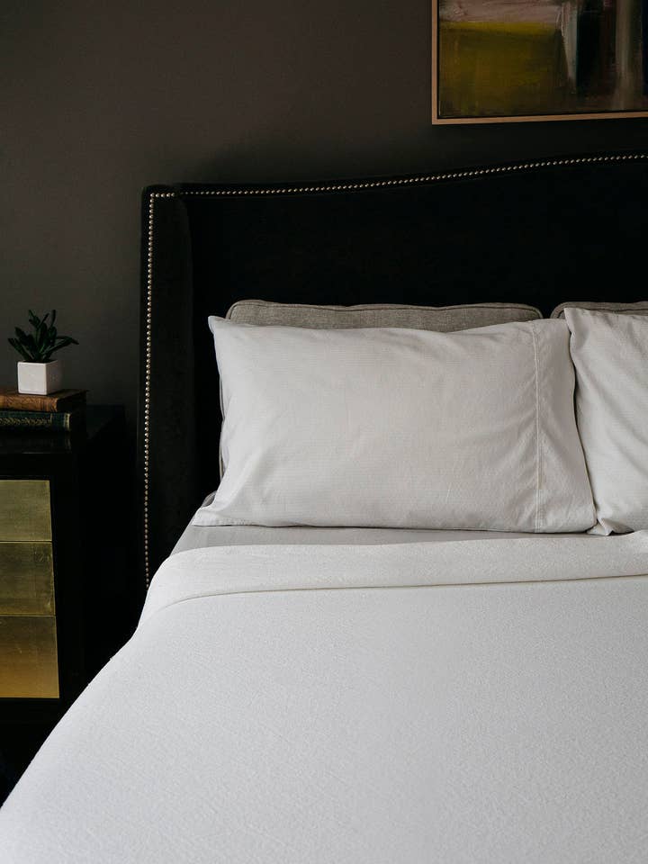 Simple Cotton Bed Blankets for wholesale by Evangeline Linens