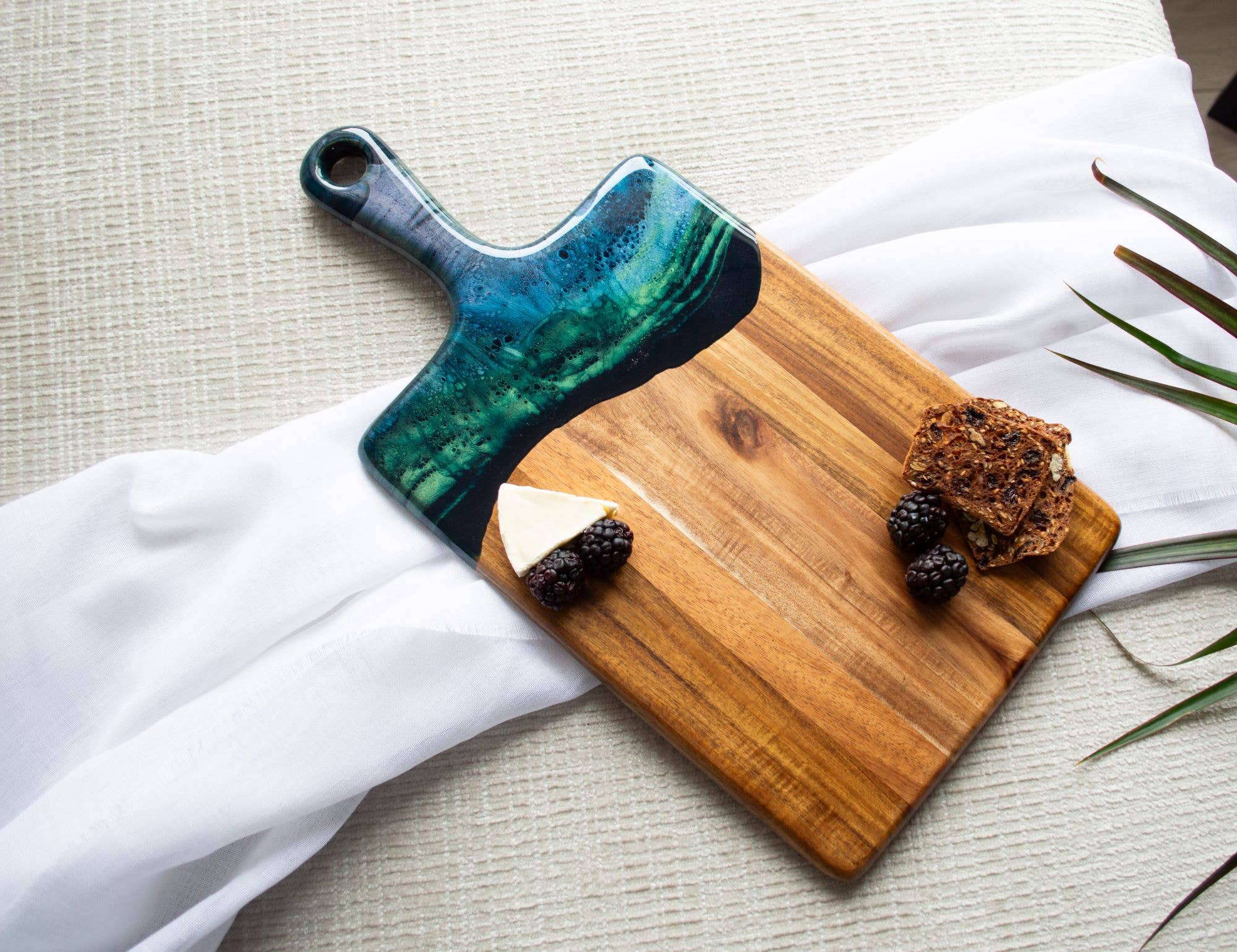 Lynn & Liana Designs - Wholesale Cheese Board - Charcuterie Board - Medium 8" x 16" NO TARIFFS!12