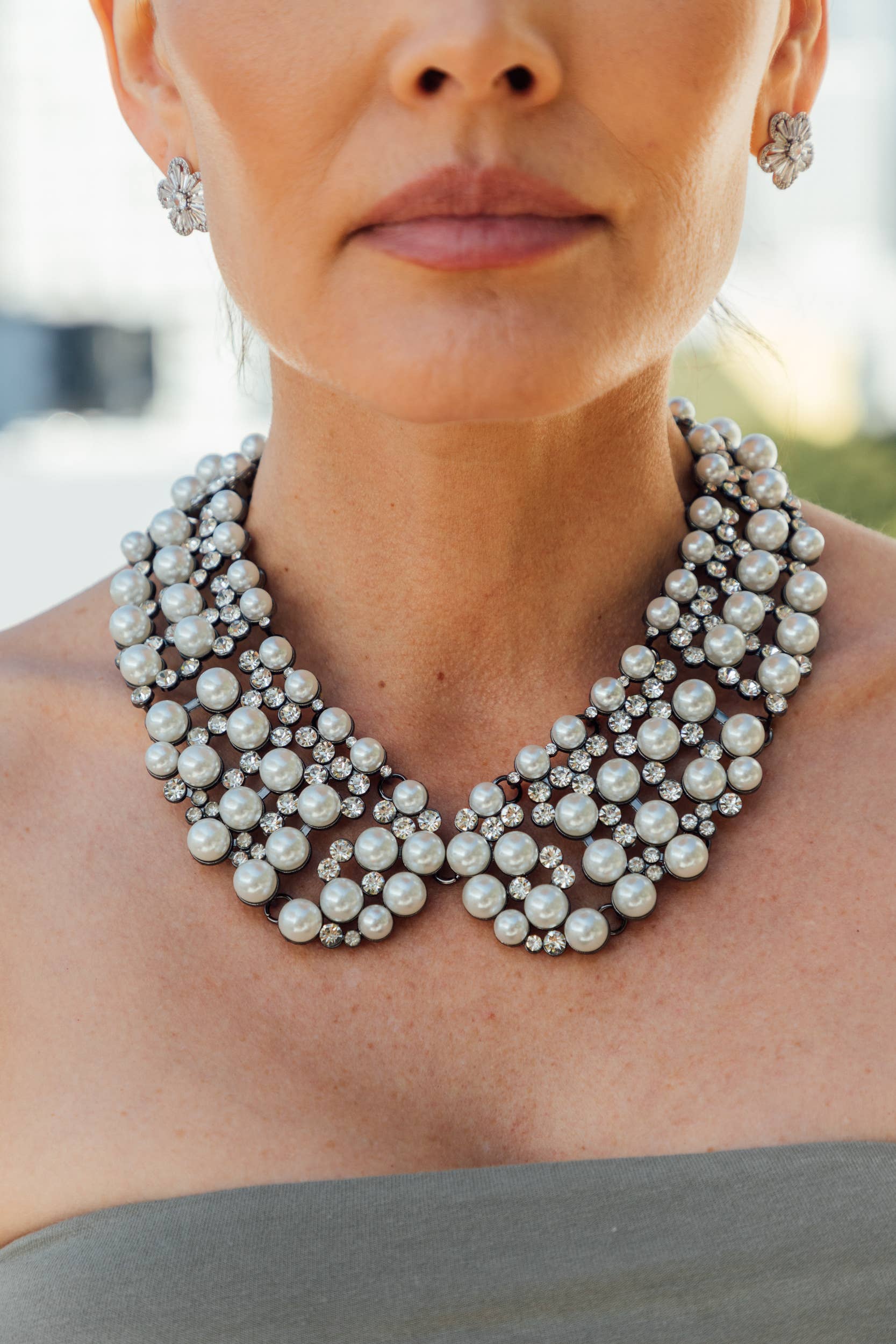 Noir Collier Diana Statement - Blanc en vente sur Faire7