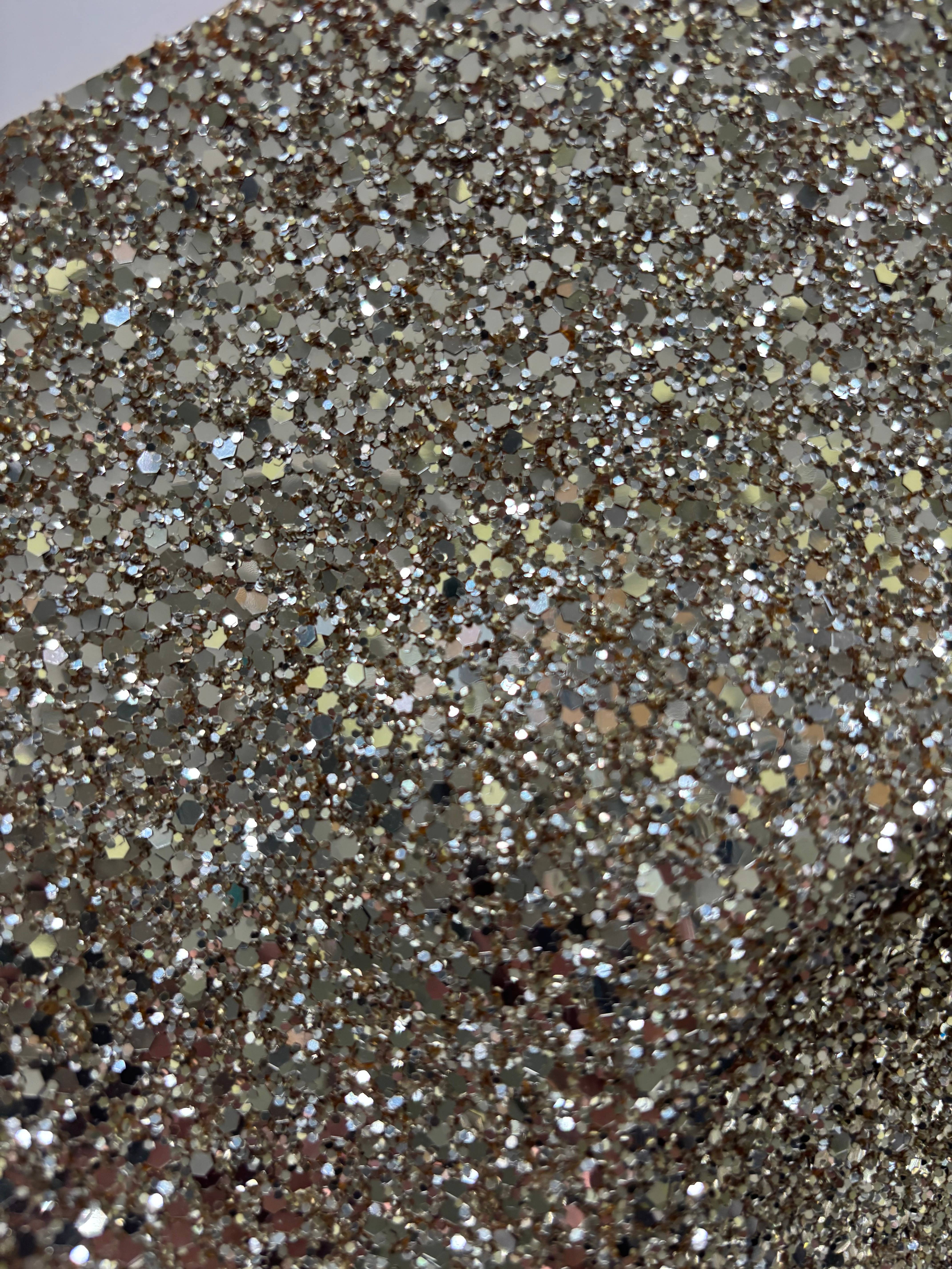 Linen & Bee - Wholesale Birthday Card - Milestone Birthday Badge Card0