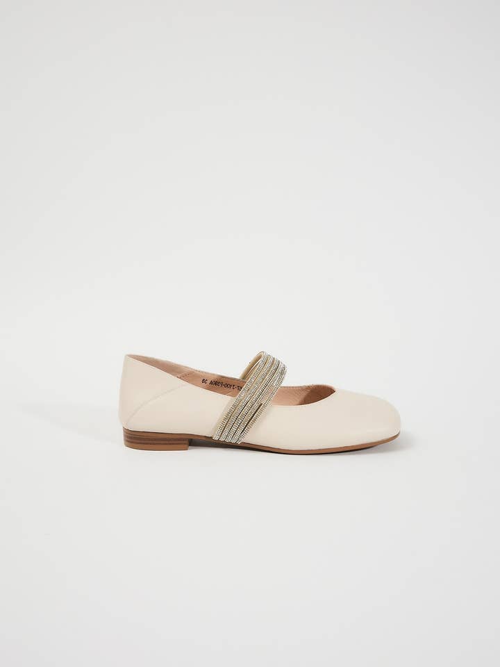 Nessa Beige for wholesale by LONZA SHOES