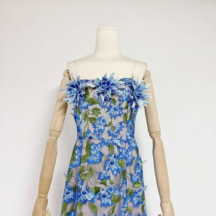 Productseeker - Vente Robe – femme - Robe d'été élégante en maille avec broderie 3D et bustier tube7