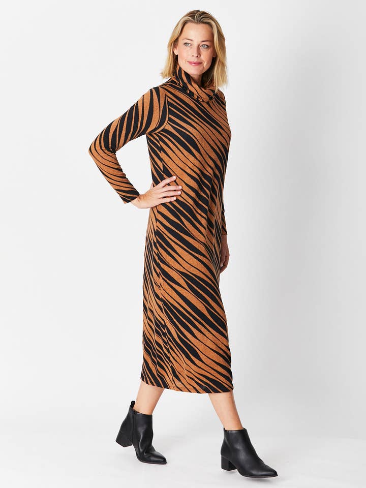 CARAMELO Y NEGRO VESTIDO LARGO ESTAMPADO - TOFFEE/NEGRO 29609 - SW de venta al por mayor en Faire2