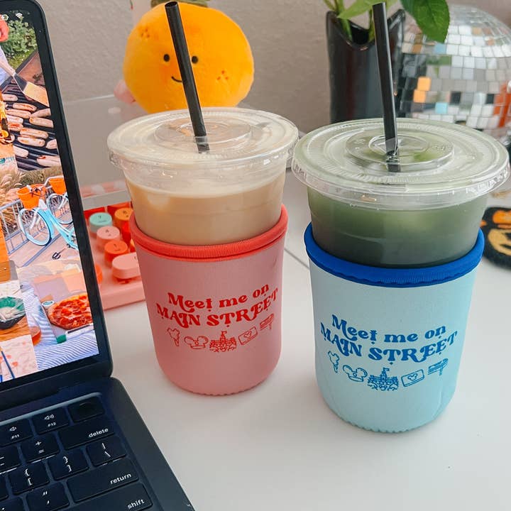 goldenstars - Wholesale Drink Huggers & Koozies - meet me on main street cup cover6