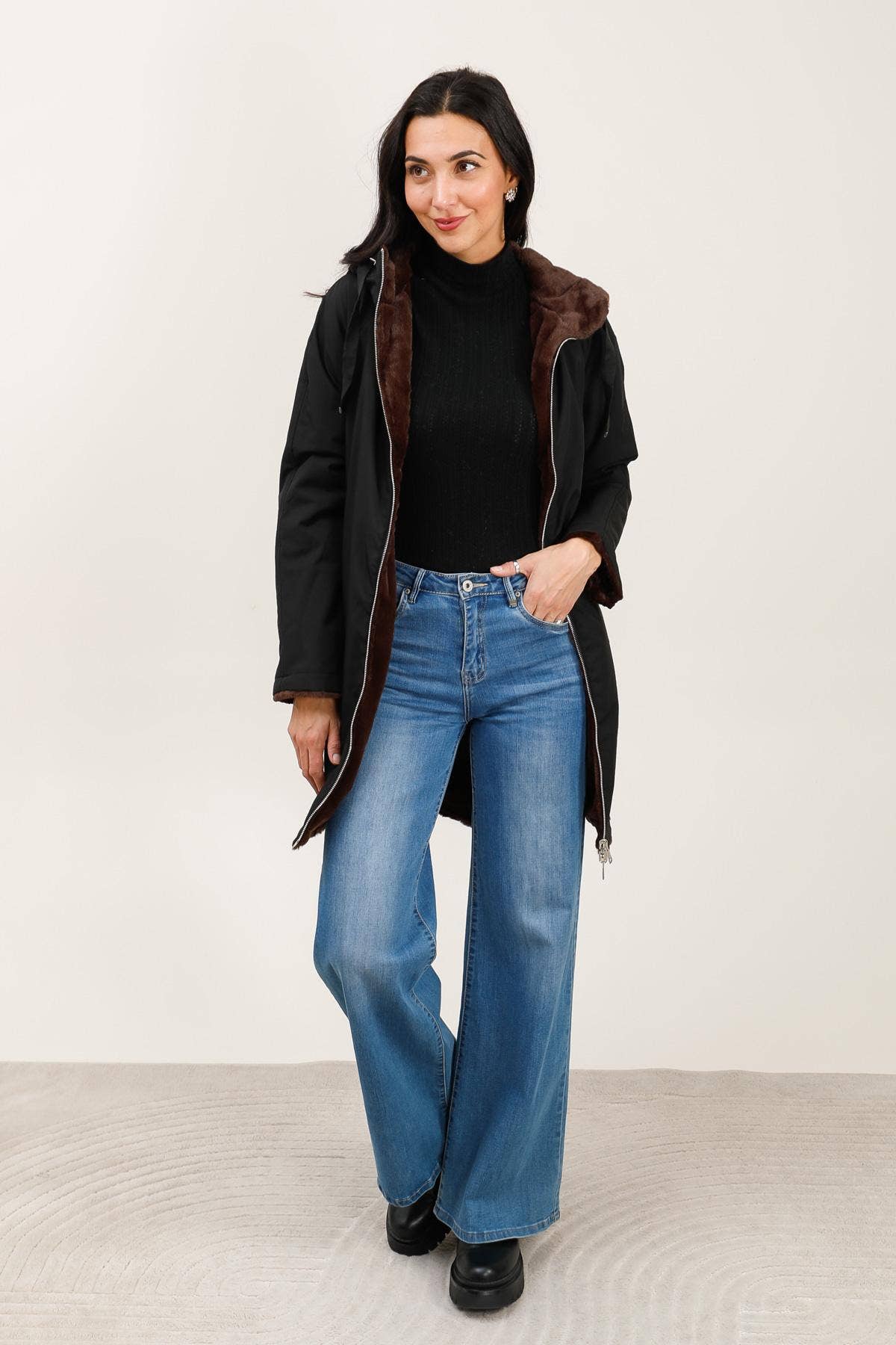 Attrait Paris - Wholesale Parka - Women's - Long hooded parka, reversible fur (Copy)12