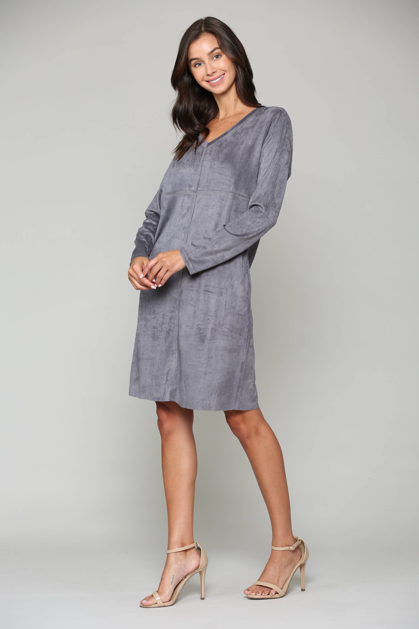 Joh Apparel – wholesale Klänning - Dam – Aurora Stretch V-ringad mocka klänning med fickor11