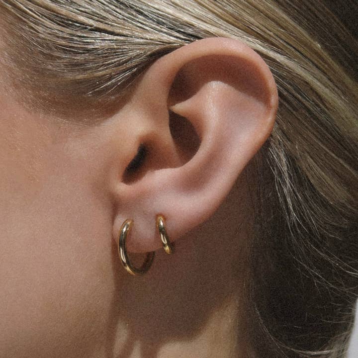 Mod + Jo - Wholesale Huggie Earrings - ReneƩ Smooth Huggies2