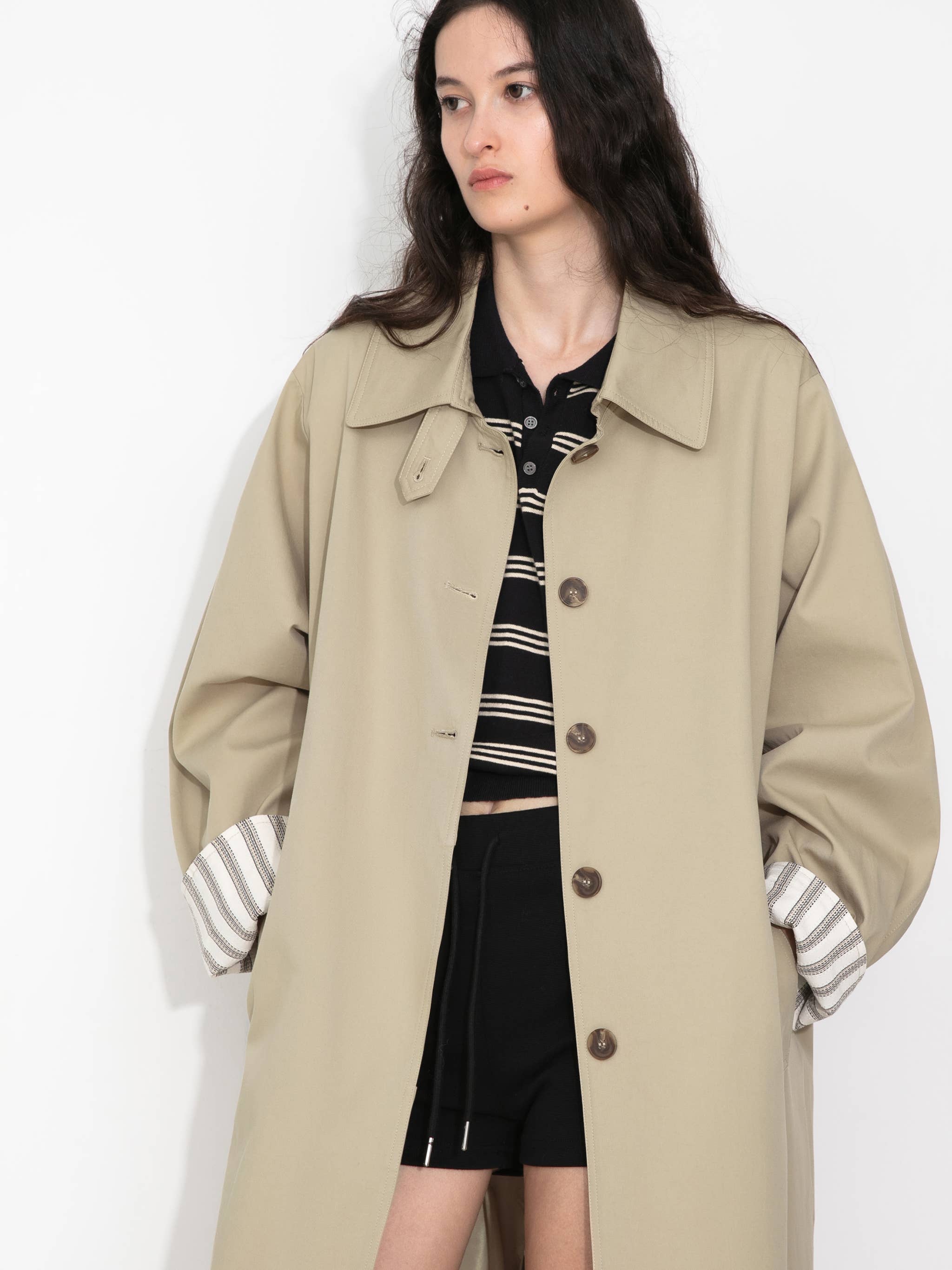 CUBIC - Wholesale Trenchcoat - Dames - Macintosh trenchcoat met gestreepte voering12