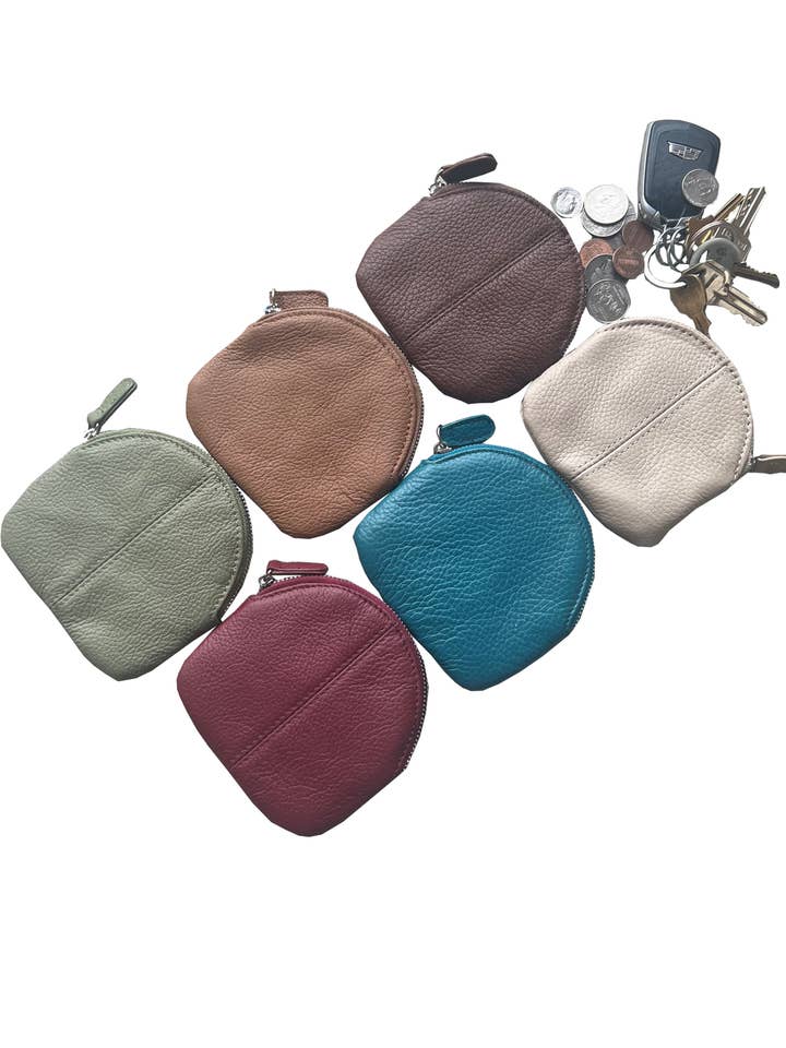 92803 cowhide leather coin purse for wholesale by Roma Leathers, Inc.