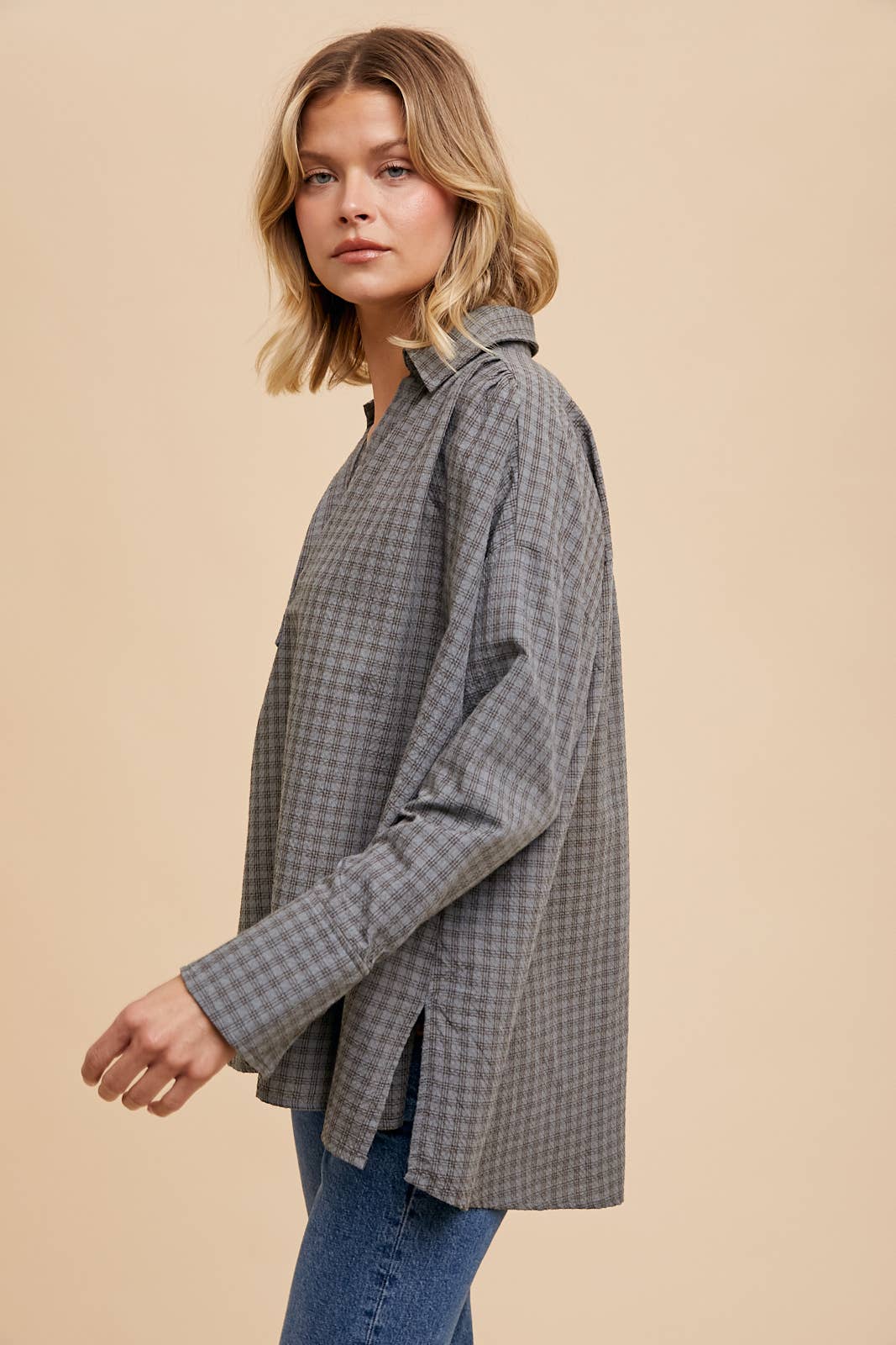 In Loom – wholesale Tröjor – Dam – V-RINGAD SKJORTA8