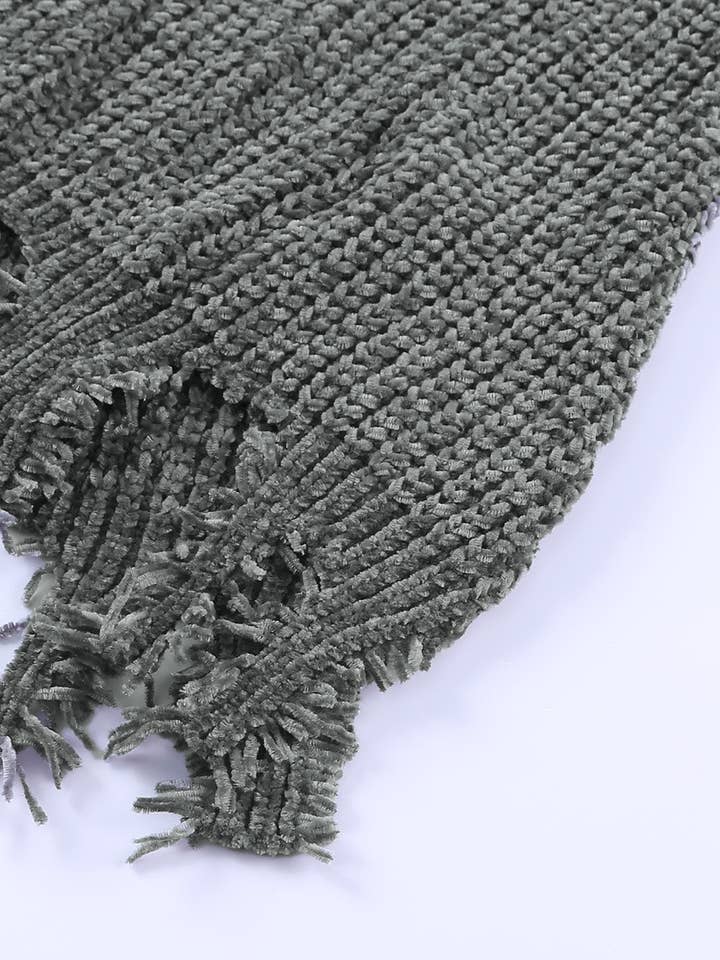 Threaded Pear – Großhandel Strickpullover – Damen – Alina Pullover-Pullover mit gerissenem Saum und grobem Saum3