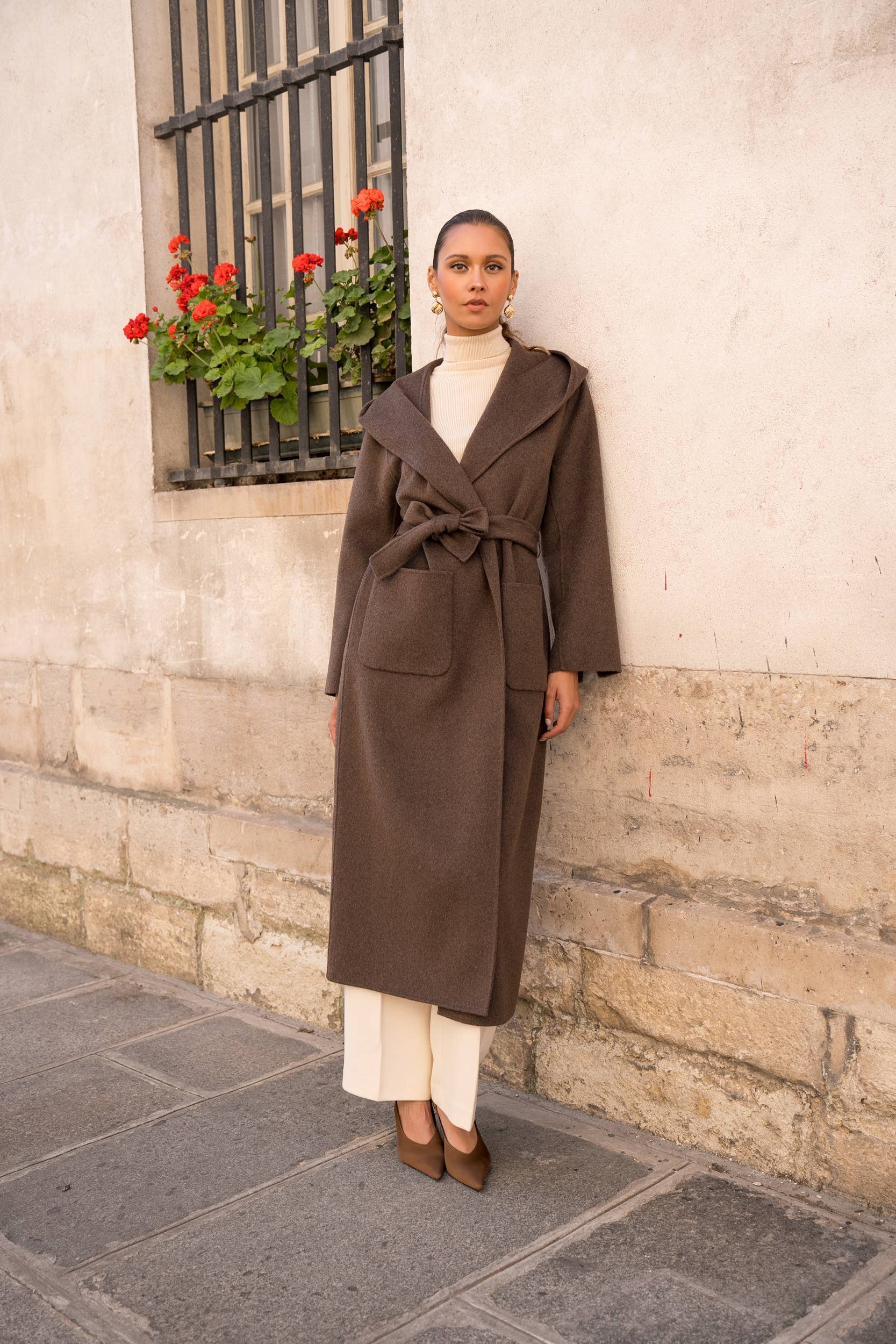 Attentif Paris - Wholesale Coat - Women's - Hand-sewn long wool coat with large hood and belt15