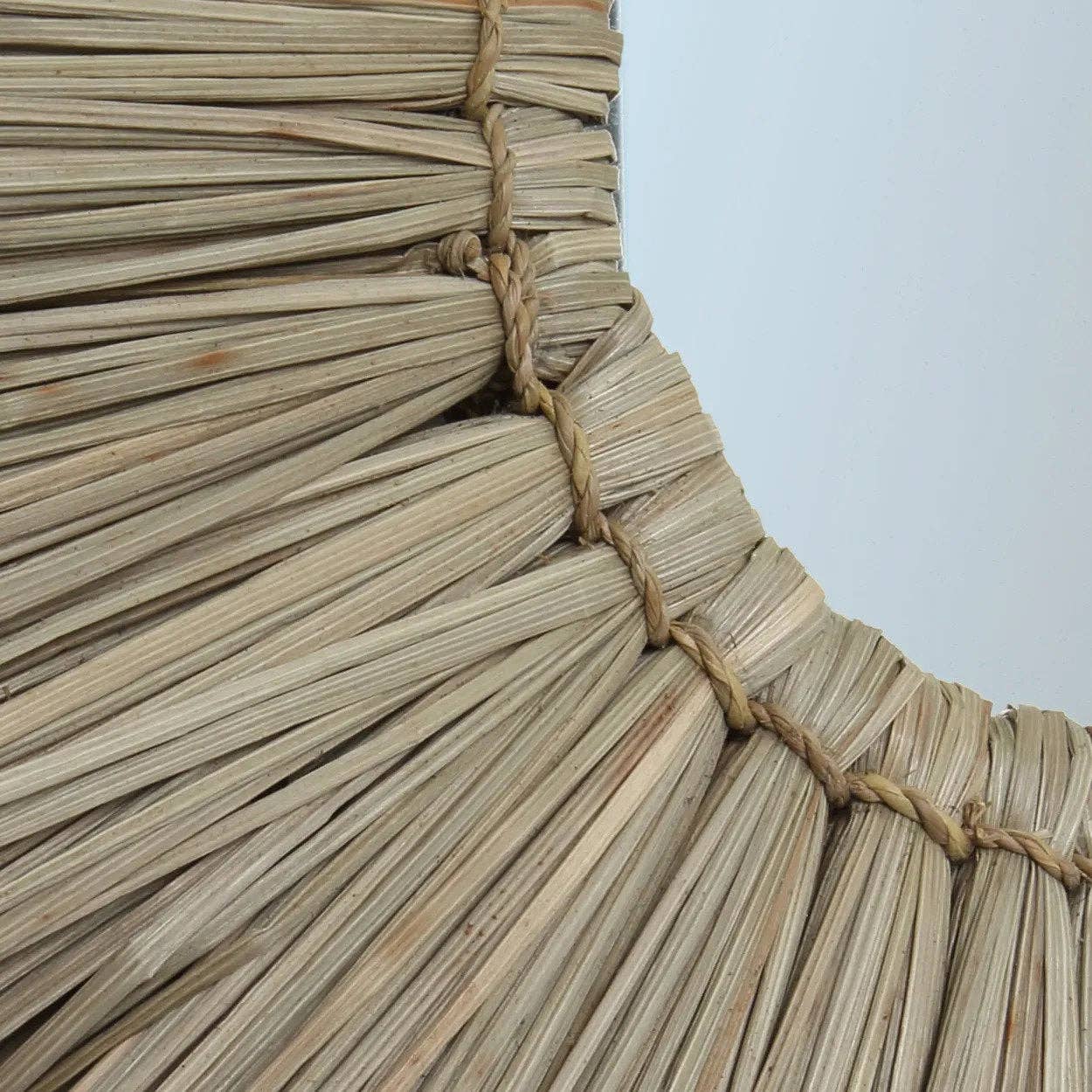 Bazar Bizar Living - Vendita all'ingrosso Specchi da parete - Specchio Alang Alang naturale - M4