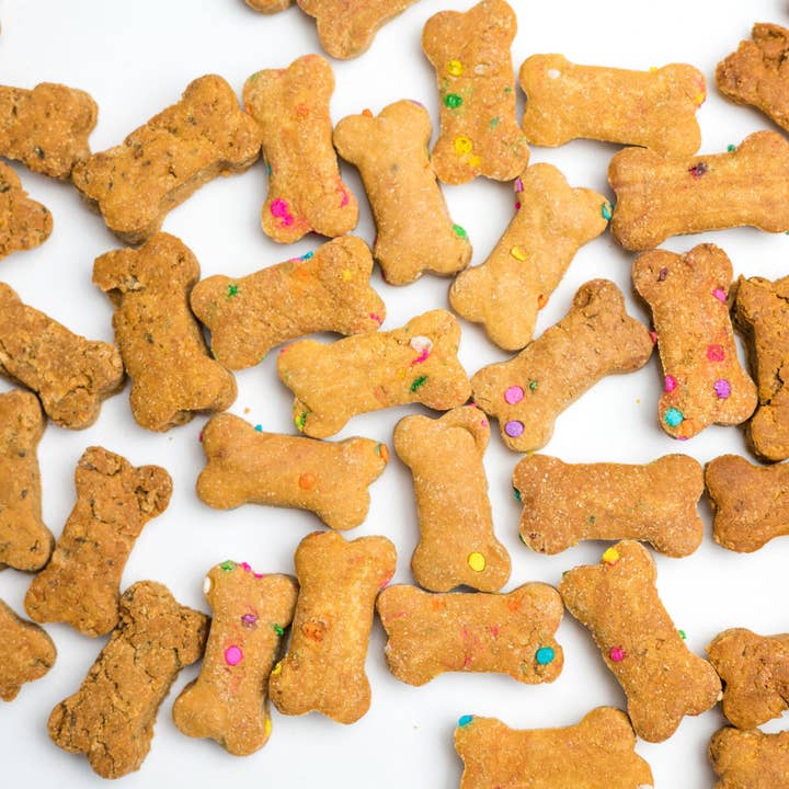 Dog Days Barkery - Wholesale Pet Treats - Dog - Salmon Puff Bulk Dog Treats