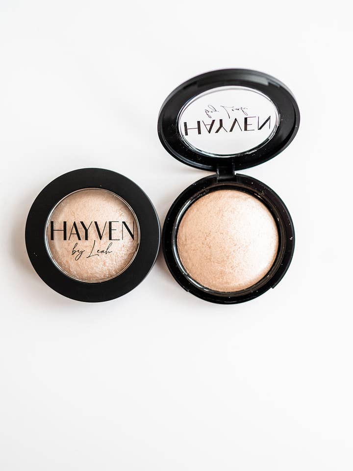 Baked Mineral Highlighter for wholesale by Hayven by Leah