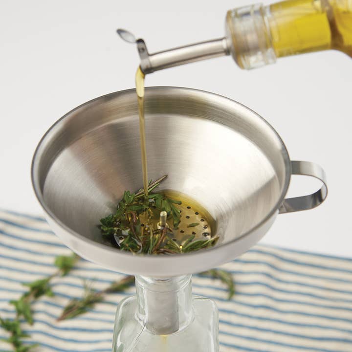 Fox Run Brands - Wholesale Funnel - Fox Run Stainless Steel Funnel with Removable Strainer, 5"