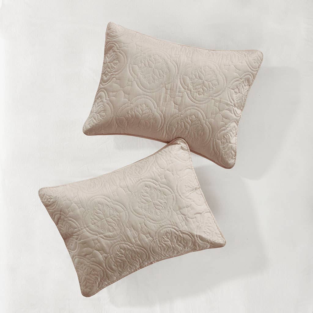 Olliix - Wholesale Bedding Set - Quilted Medallion Oversized 3-Piece Bedspread Set, Khaki6