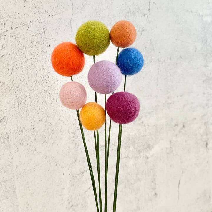 Oakwind Hollow - Wholesale Artificial flowers - Felt Flower Ball Bouquet Singles Harvest Moon2