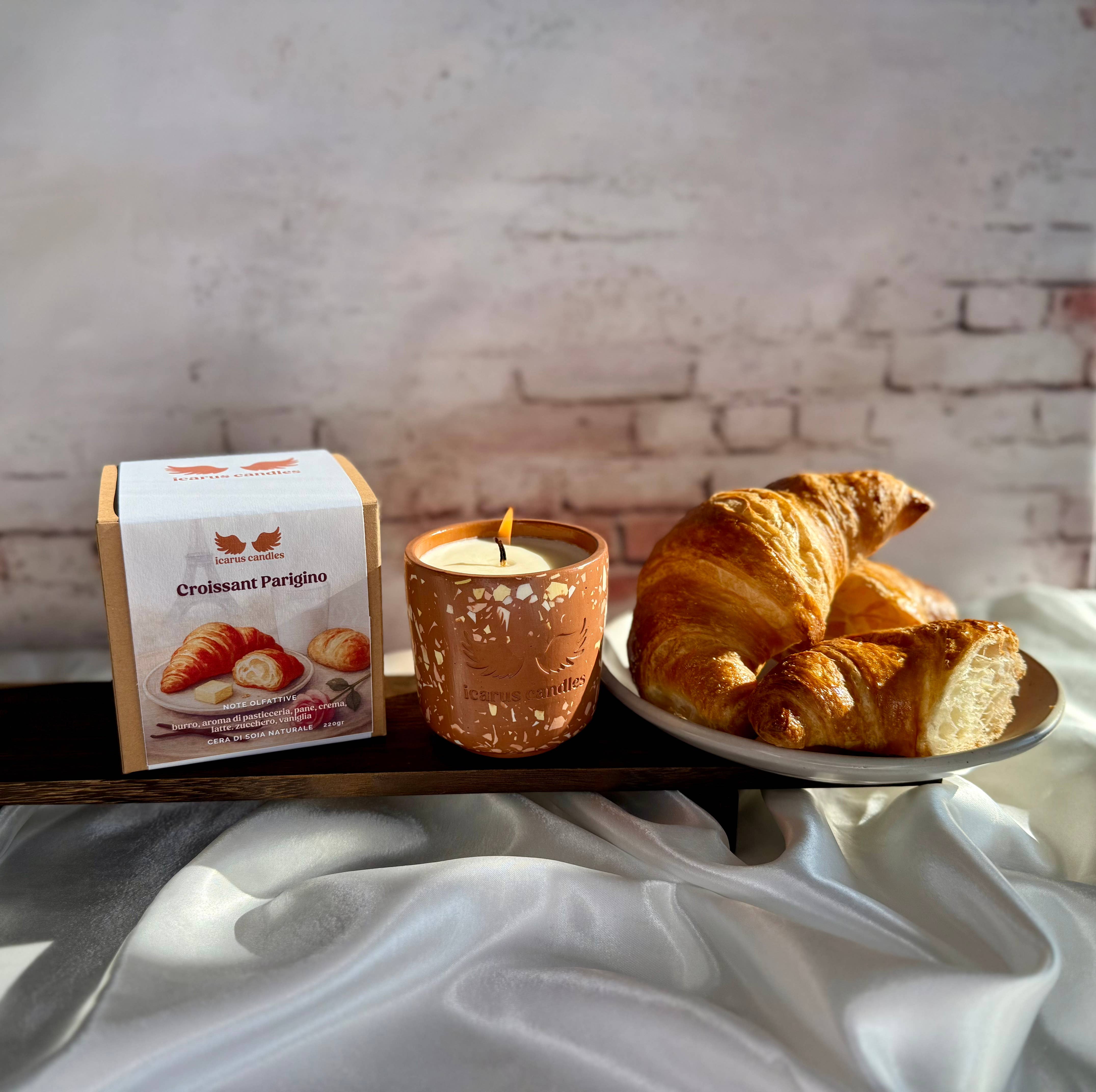 Icarus Candles - Wholesale Jar/Filled Candle - Candela - Parisian Croissant2